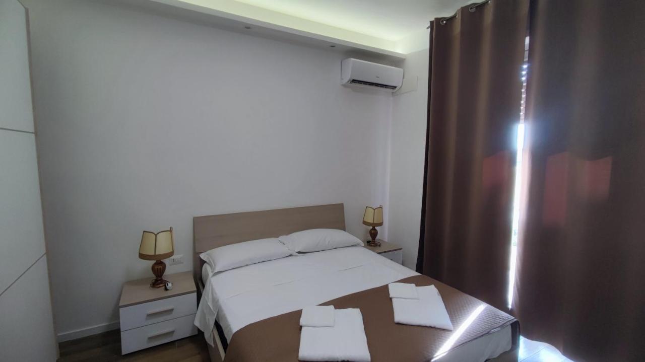 Appartamento Roma Casa Vacanza Sea House Rome 50 Metri Dal Mare Лідо-ді-Остія Екстер'єр фото